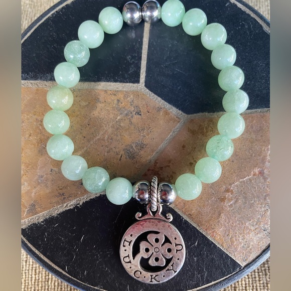 ☘️Beautiful Handmade Bracelet☘️🌈 - Picture 1 of 4